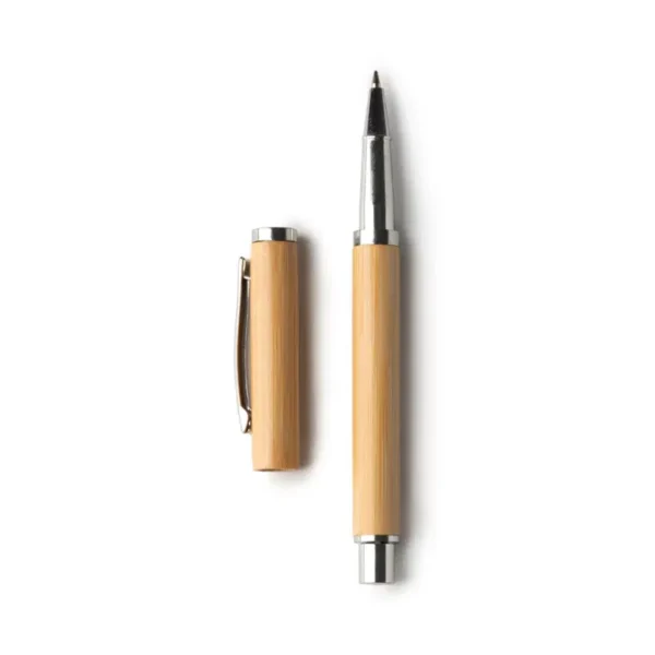Bolígrafo roller de bambú con acabados metálicos